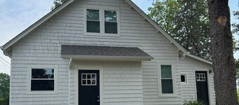 Farm Fresh Escape! 3BR Rural Retreat with Modern Amenities – Savanna, IL