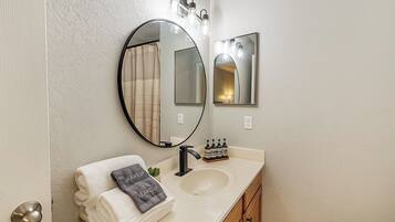 House (3 Bedrooms) | Floor plan