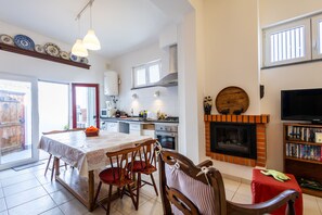 House, Smoking | 3 bedrooms - Casa do Pisco in S o Martinho do Porto (Alcobaça)