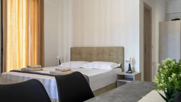 Standard Double Room, Balcony, City View | In-room safe, blackout drapes, soundproofing, free WiFi