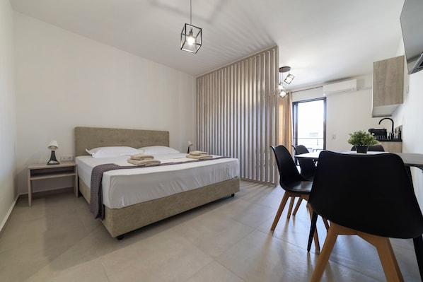 Standard Double Room, Balcony, City View - NS Apartments Nydri (Lefkada)