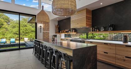 Austin Grove Pool, Fire Pit & Forest Views