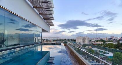 ®{Peaceful~Retreat} @DowntownSD +HotTub+Gym+Family