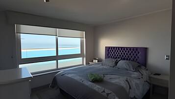 2 chambres, fer et planche Ă repasser, draps fournis