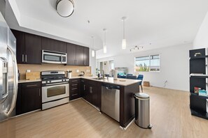Microwave, oven, stovetop, dishwasher