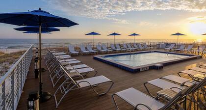 Gorgeous coastal townhome, private patio and shared pool