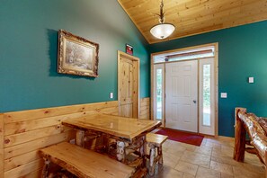 Dining - Cozy Cabin on the Turtle Flambeau Flowage, great for all seasons! (Mercer)