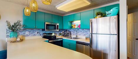 Fridge, microwave, oven, stovetop