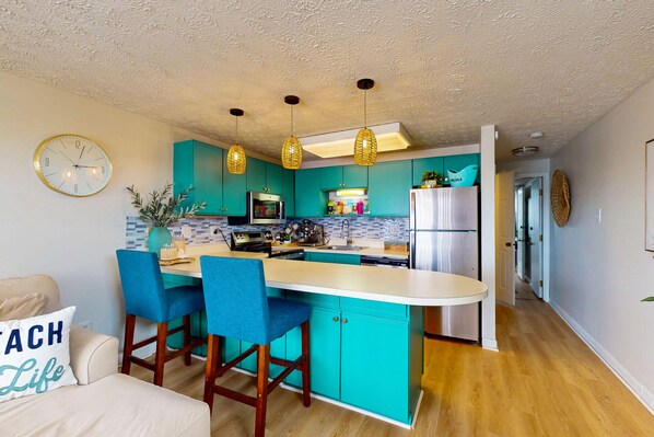 Fridge, microwave, oven, stovetop