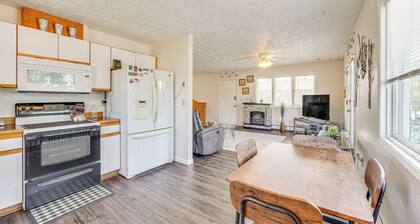 5 Mi to State Park: Mtn-View Apt in Anchorage