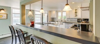 1 Mi to Acadia National Park: Spacious Retreat!
