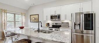 Charming retreat home w/ disc golf gear, gourmet kitchen, & a spacious backyard