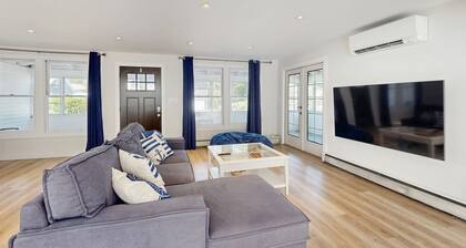 Bright & breezy beach house w/ private backyard, central AC, & relaxing hot tub