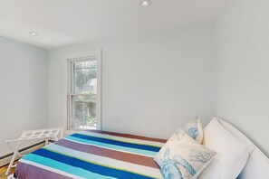 4 bedrooms, Internet, bed sheets