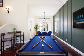 Games room - WOW $175K+ NewBackyard and Interior: 4Br+BonusRm+3Ba+HtdPool*HotTub*Golf*FirePit (Phoenix)
