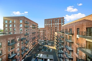 Exterior - Luxury 2 Bedroom with Balcony* Fast Wi-Fi* Netflix (Birmingham)