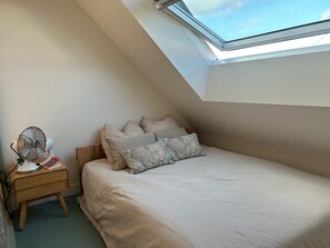 4 bedrooms, iron/ironing board, WiFi, bed sheets - Bright house close to the ocean and surf spots ideal for families (Plouharnel)