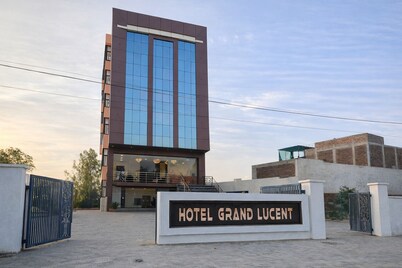 Hotel grand Lucent 