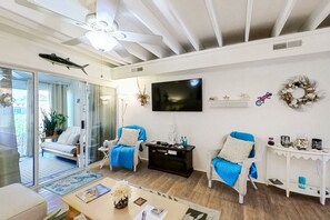 Televisión y reproductor de DVD 