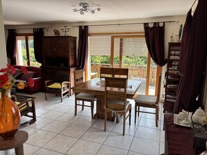 Interior - DOUSSARD, maison 180m2, vue lac, piscine, 7pers. (Doussard)