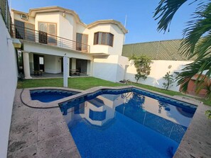 Pool - HOUSE WITH SWIMMING POOL IN CUAUTLA DOWNTOWN (Cuautla)