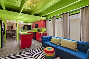 獨棟房屋, 1 張加大雙人床 (WhimSea Retreat) | 起居區