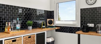 MOLA Apartments-Style & Flair