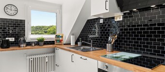 MOLA Apartments-Spacious apartment in Wetter up to 6 p., XXL couch, parking, WLAN