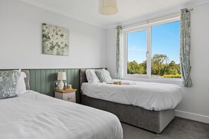 4 Schlafzimmer, Bügeleisen/Bügelbrett, Internetzugang, Bettwäsche
