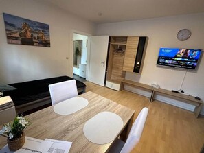 Unclassified image, 4 of 17, button