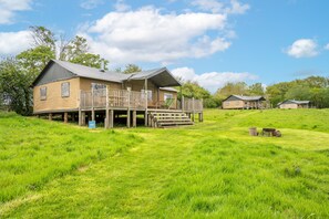 Exterior - Dog friendly Safari Tent, Linnet at Sweffling Hall, Suffolk (Sweffling)