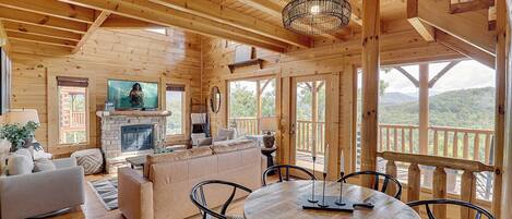 TV, peis og videospill