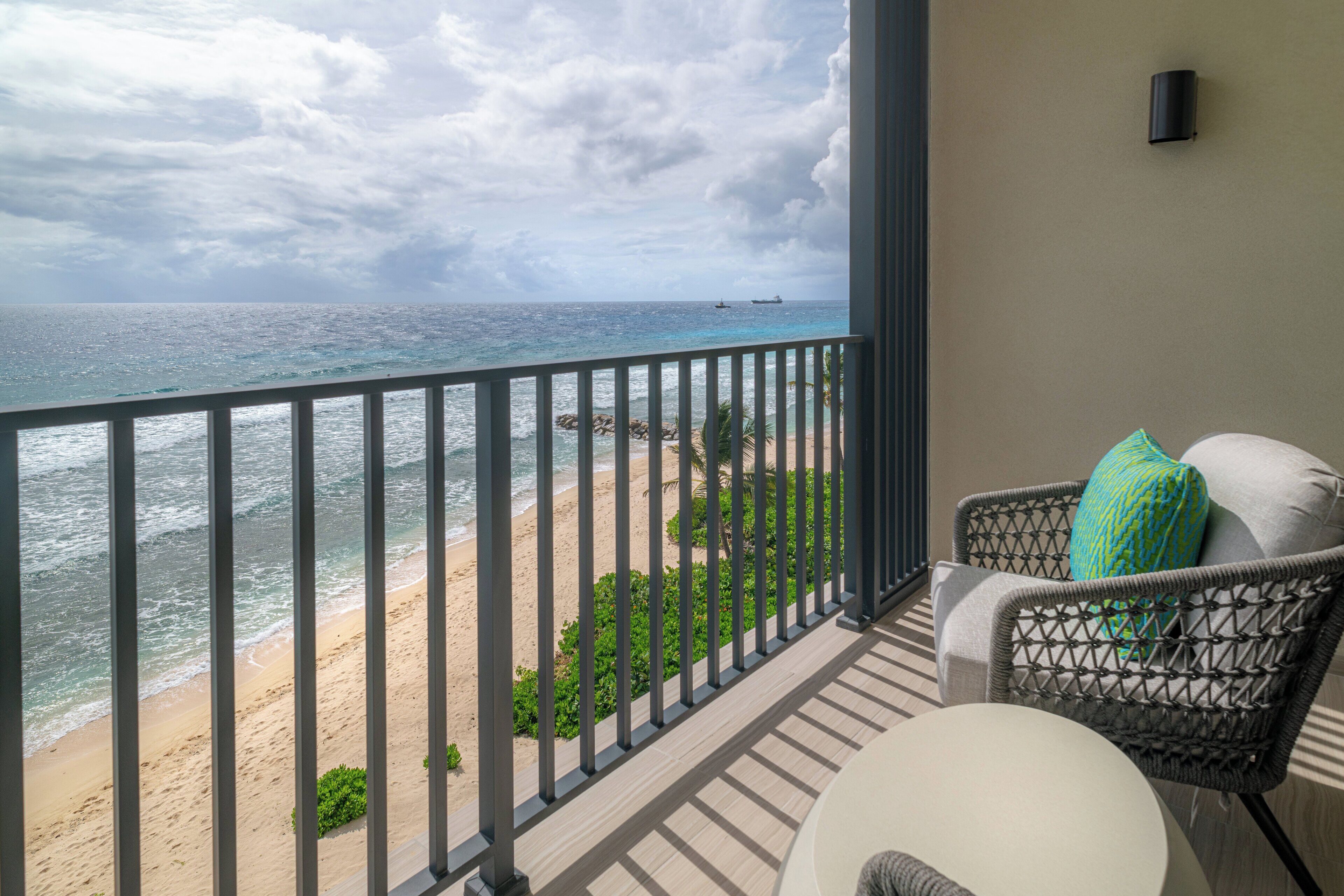 Coffres-forts dans les chambres, bureau, rideaux occultants