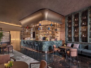 Bar (on property) - Intercontinental Changchun High Tech Zone by IHG (Changchun)