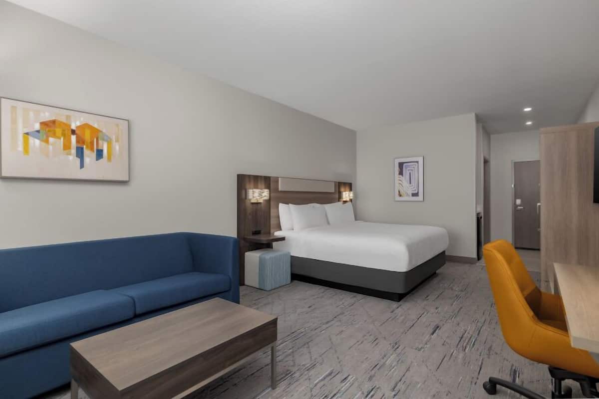 Blackout curtains, iron/ironing board, free WiFi, bed sheets