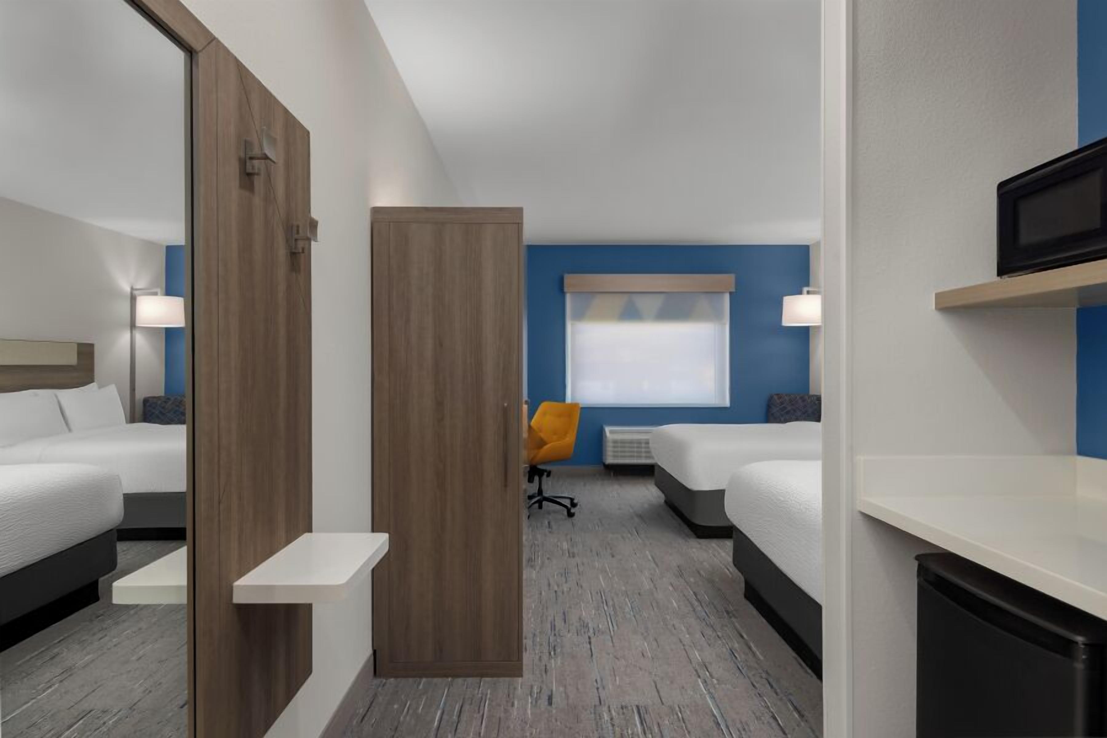 Blackout drapes, iron/ironing board, free WiFi, bed sheets