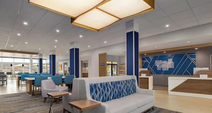 Holiday Inn Express And Suites Huntsville Northeast by IHG
