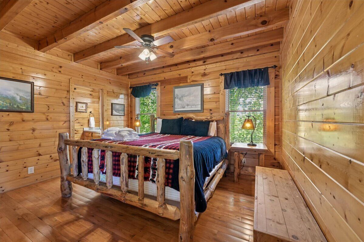 14-Primary Bedroom