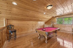 Spielezimmer