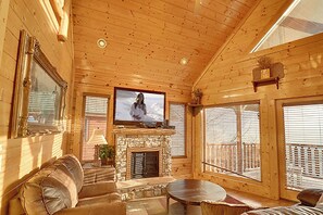 تلفزيون، مدفأة، ألعاب فيديو