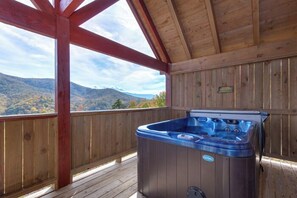 Baignoire à remous extérieure
