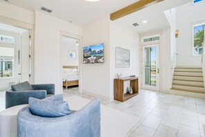 4 Schlafzimmer, Bügeleisen/Bügelbrett, Internetzugang, Bettwäsche