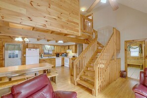 Interior - Rustic Mountain Cabin w/ Hot Tub & Fireplaces (Sevierville)