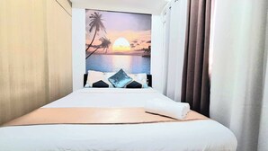 Room - Homey 1BR with Balcony City View in Grace Res (Taguig City)