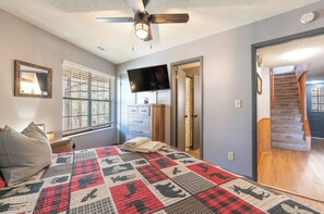 3 soverom, strykejern/-brett, wi-fi (inkludert) og sengetøy