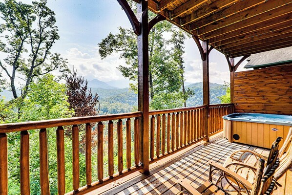 Baignoire à remous extérieure