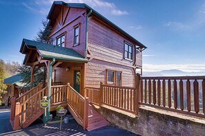 Exterior - Tranquil Rustic Cabin w/ Game Area & Hot Tub (Gatlinburg)