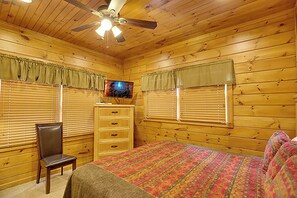 1 bedroom, iron/ironing board, free WiFi, bed sheets - Romantic & Fun-Filled Cabin with Game Loft (Gatlinburg)