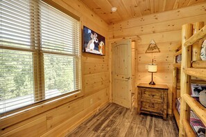 3 soverom, strykejern/-brett, wi-fi (inkludert) og sengetøy