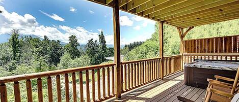 Tina de hidromasaje al aire libre